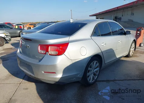 2015 Chevrolet Malibu 2Lt из США, поврежденный, VIN 1G11D5SL1FF309276
